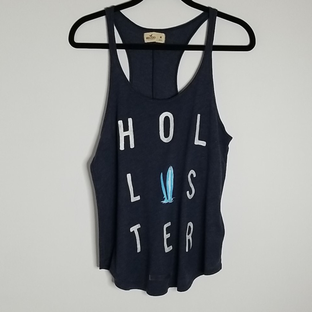 Hollister size medium